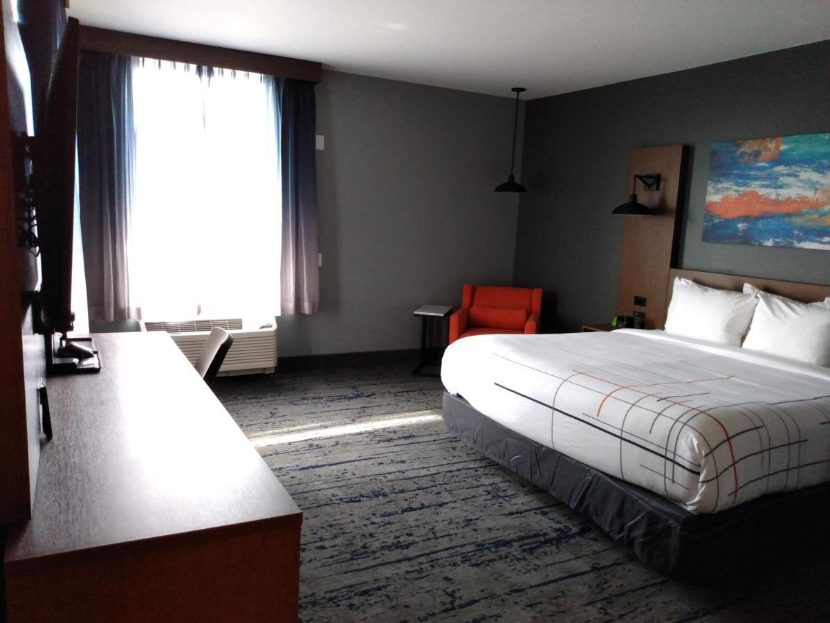 La Quinta & By Wyndham Hotel Bardstown