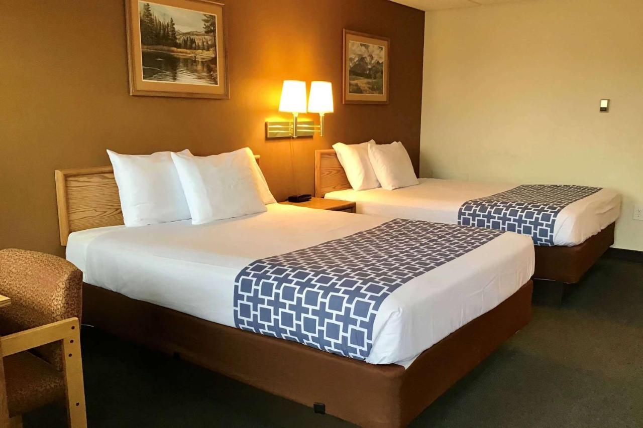 La Quinta & By Wyndham